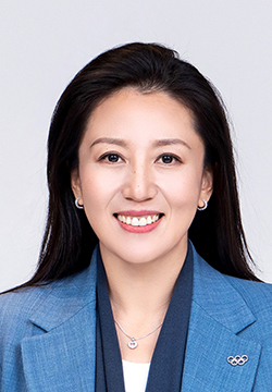 Ms Yang Yang